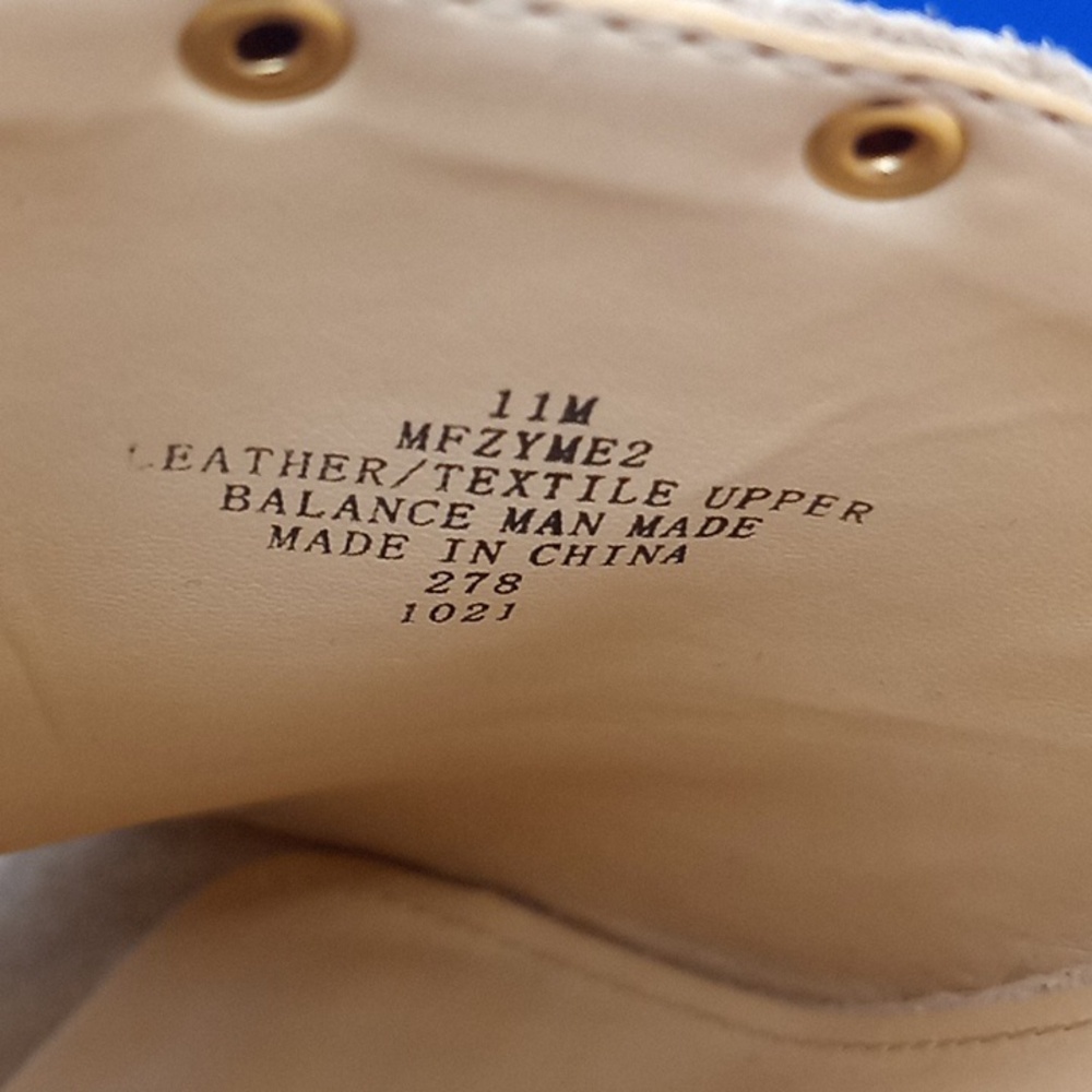 Beautiful Mark Fisher suede upper with a rope wedge - Picture 5 of 8